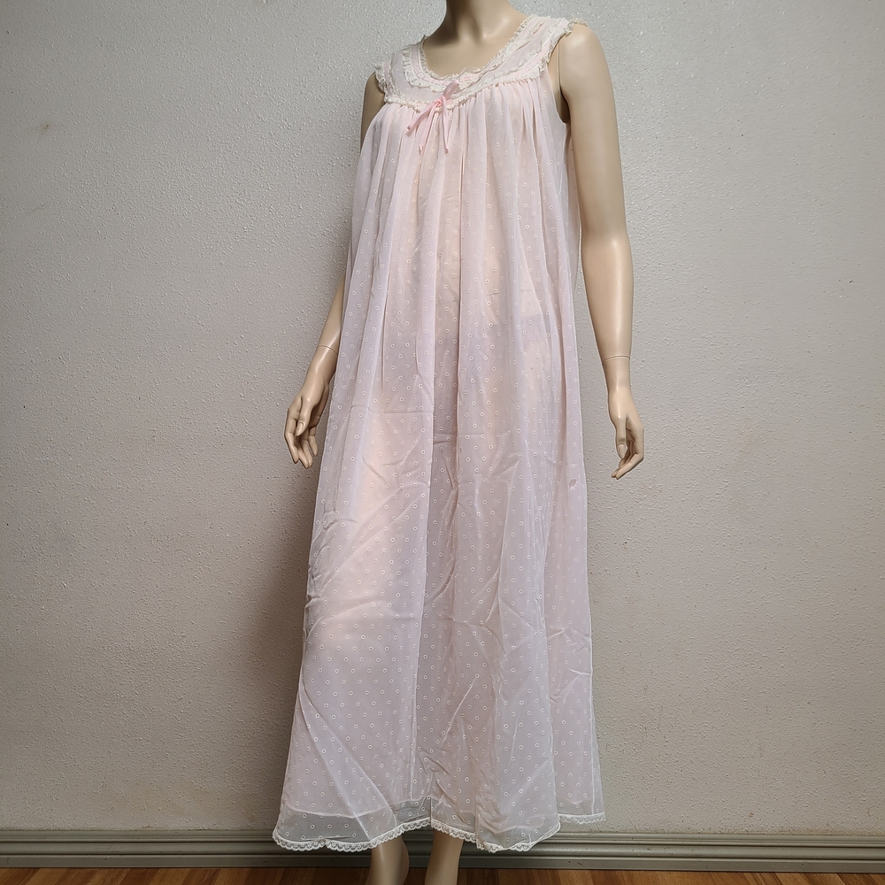 Vintage Pale Pink Nightgown